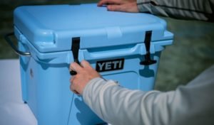 Yeti Roadie 20 Cooler Blue